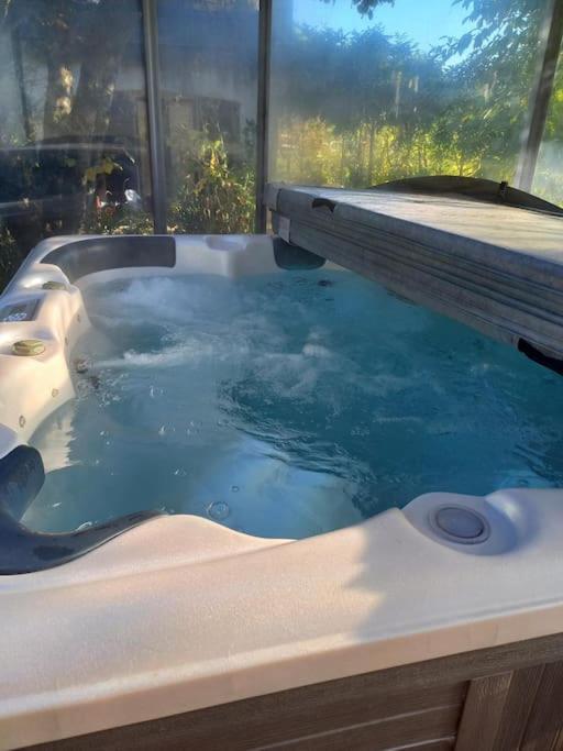 Bas De Villa, 2 Terrasses, Piscine, Spa, Sauna... Holiday home *